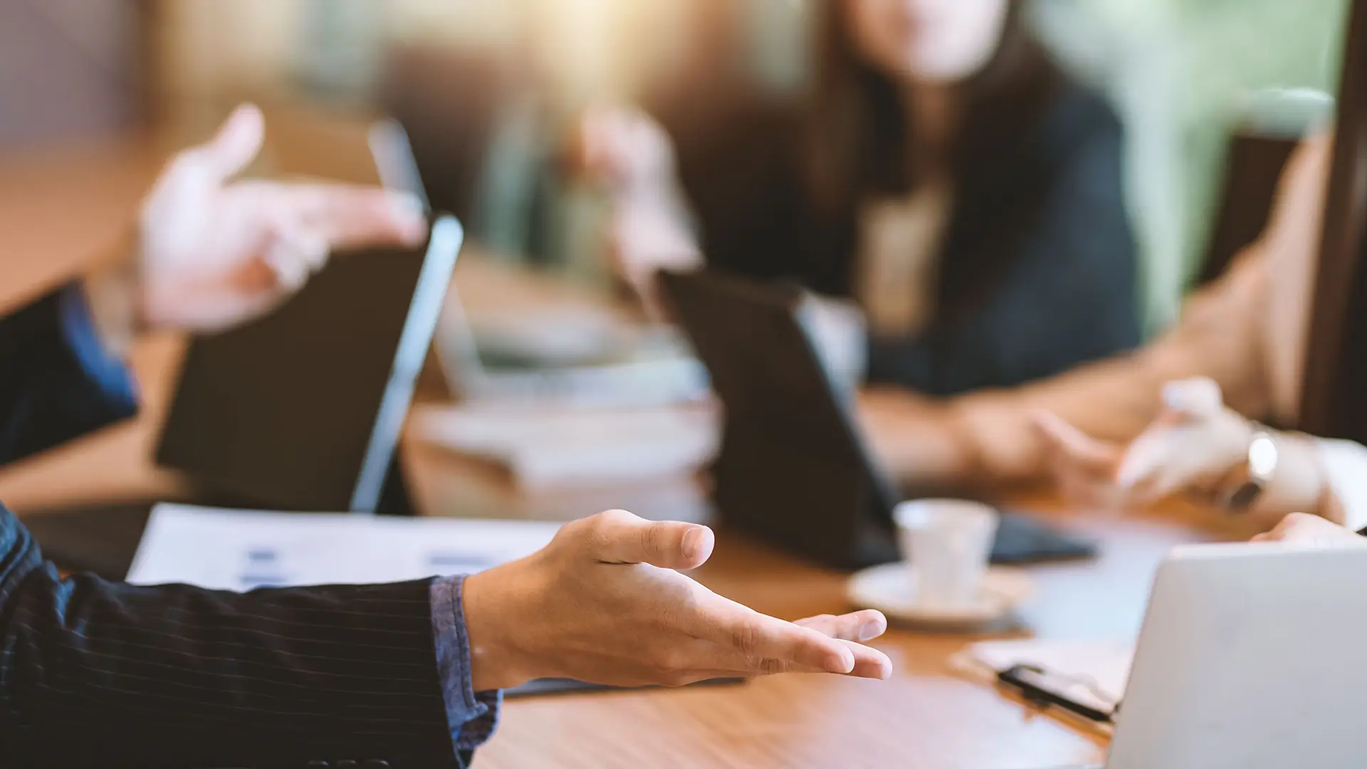 Pozeo article Comment organiser une réunion du CSE efficacement ?